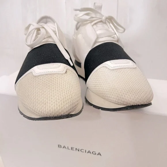 Balenciaga Blanc Noir /White Sneakers 39 / 8.5 - Picture 2 of 16